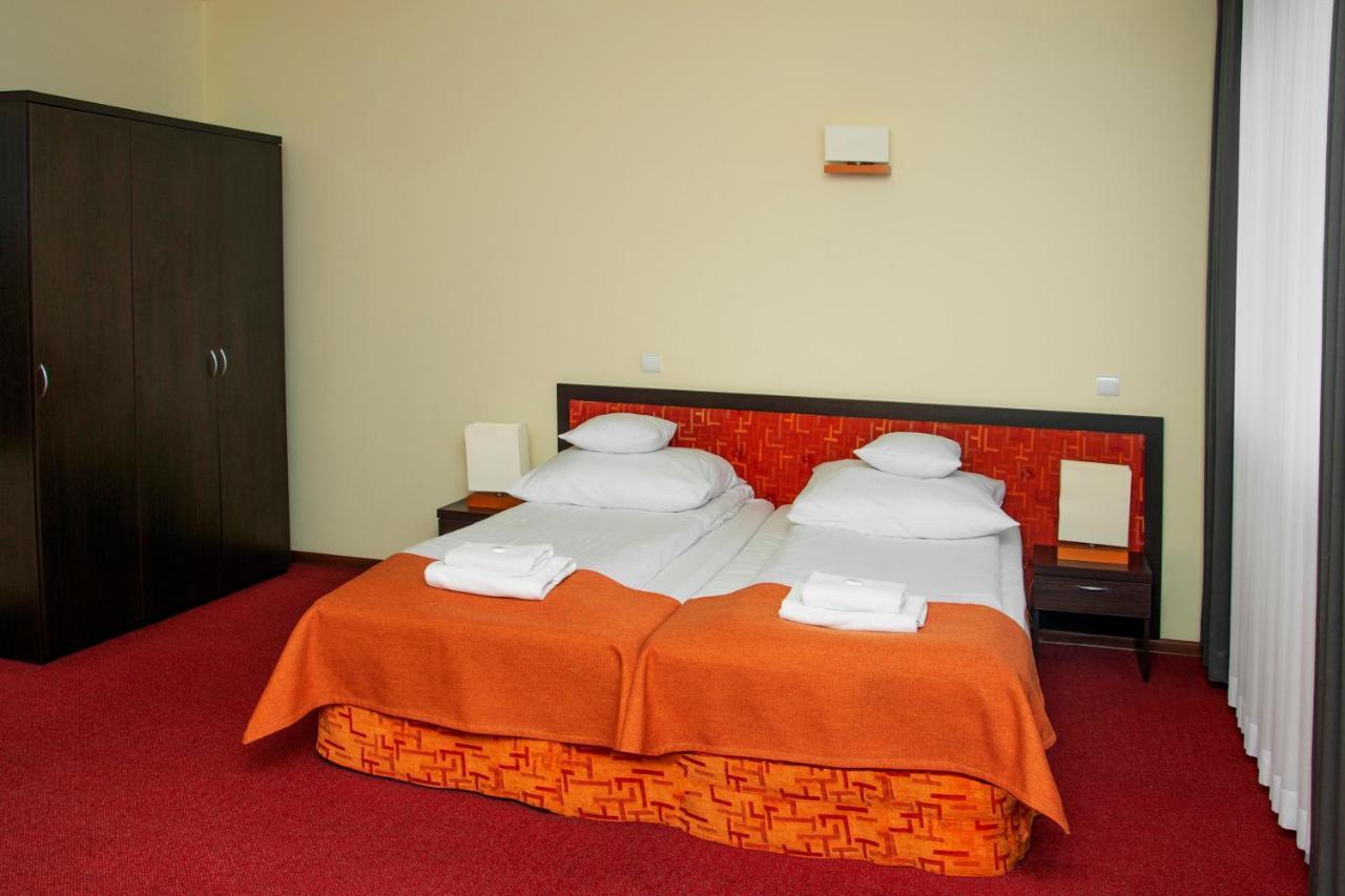 Bed and Breakfast Hyrny à Zakopane Extérieur photo